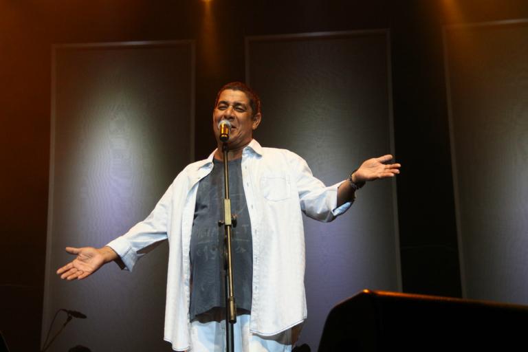 Famosos vão ao show de Zeca Pagodinho