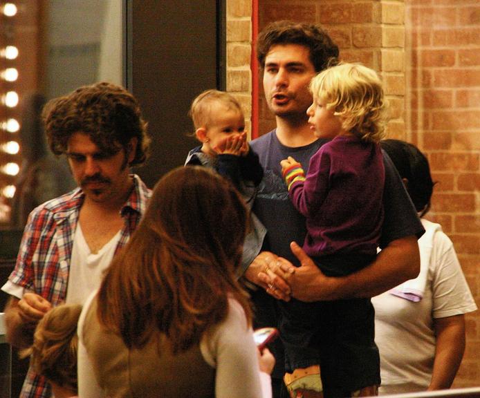 Thiago Lacerda com Cora e Gael