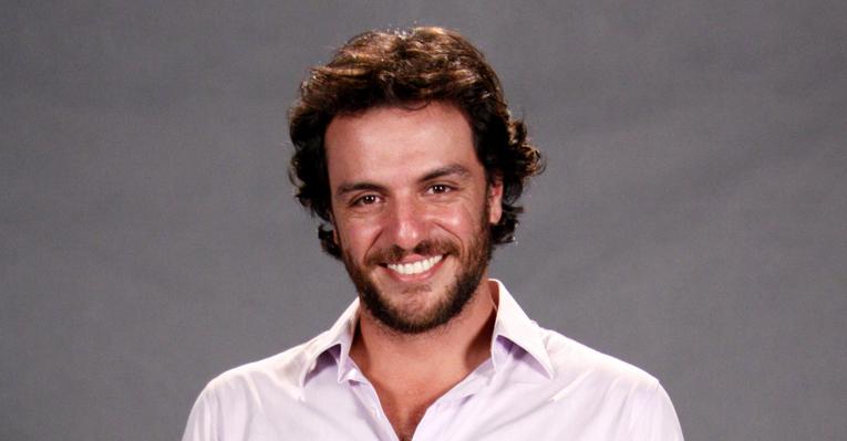 Rodrigo Lombardi elogia Francisco Cuoco
