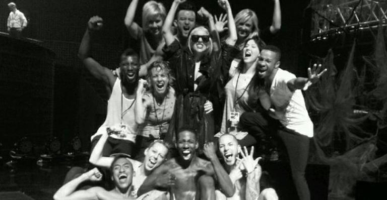 Gaga e K. Perry comemoram casamento gay em NY