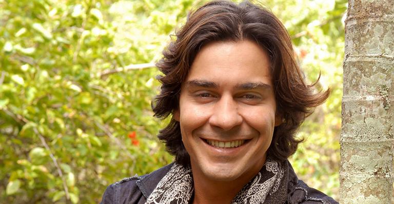 André Gonçalves vai desfilar na Parada Gay