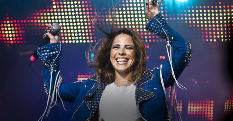 Mamãe Wanessa recebe os parabéns