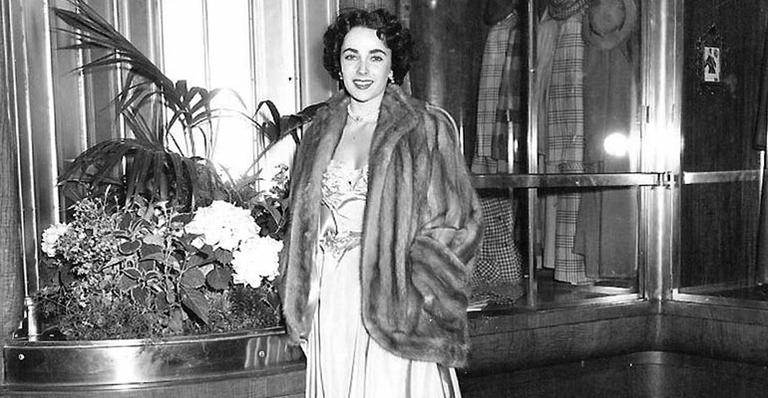 Raridades de Liz Taylor serão leiloadas
