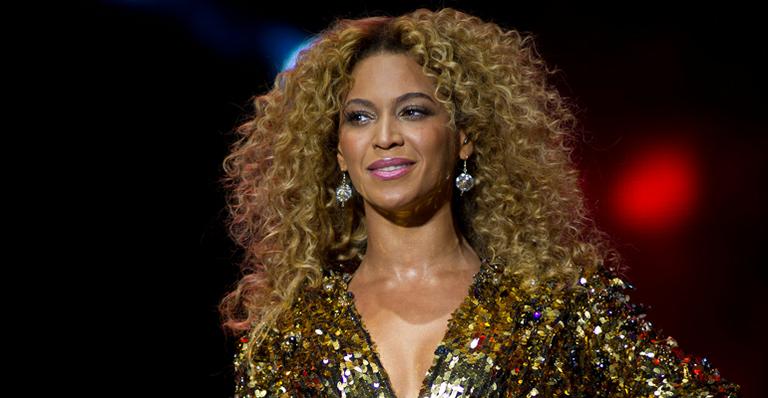 Beyoncé: 25 pares de sapatos para irmã