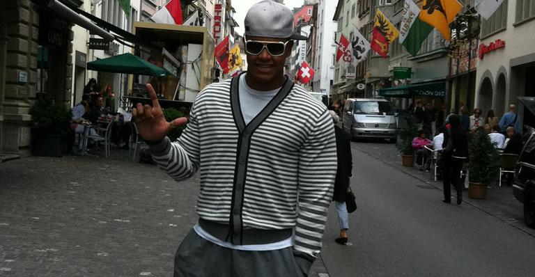 Léo Santana aproveita tarde em Zurich