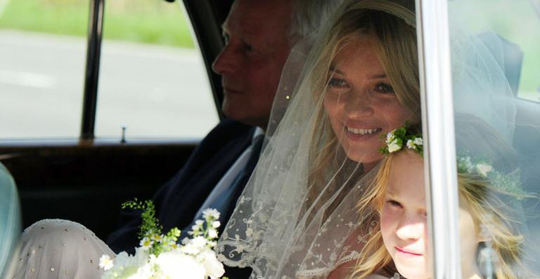 Kate Moss agradece a vizinhos