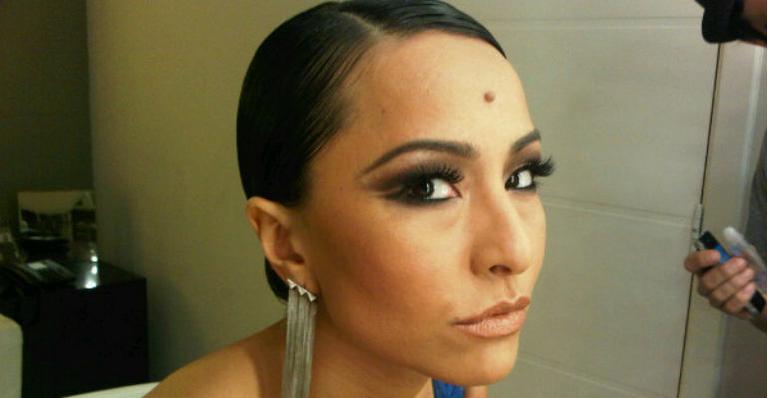 Sabrina Sato esconde franja ‘polêmica’