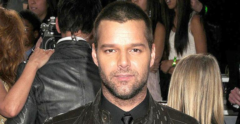 Ricky Martin planeja ter filho em 2012