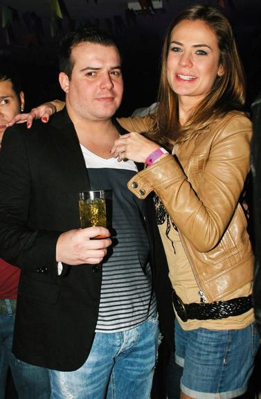 Thaís Pacholek e  Belutti