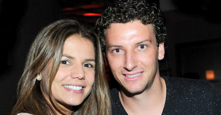 Elano e Nívea Stelmann terminam namoro