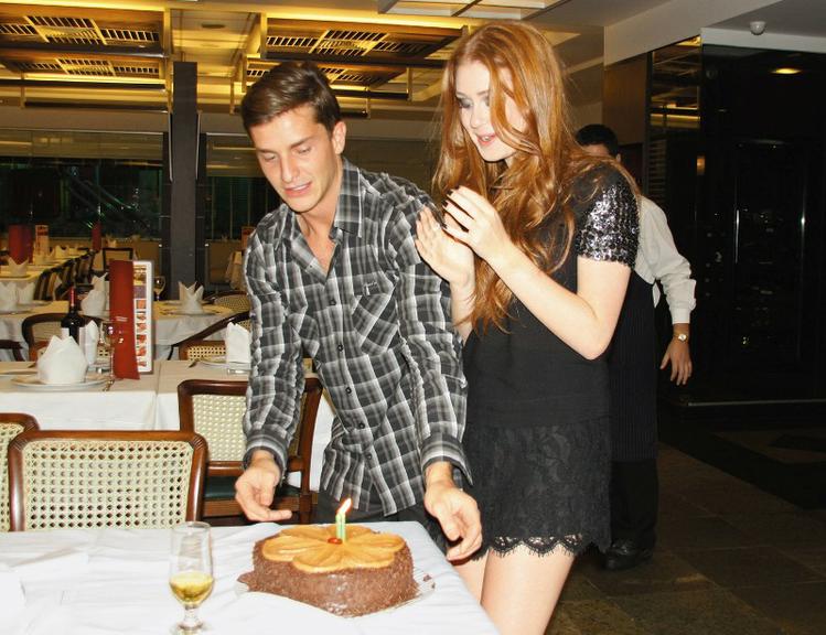 Marina Ruy Barbosa e Klebber Toledo