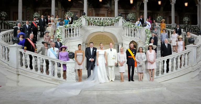 Foto oficial de Albert II e Charlene
