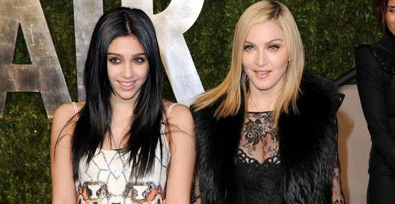 Madonna lança linha de beleza