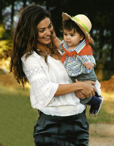 Juliana Paes e seu Pedro