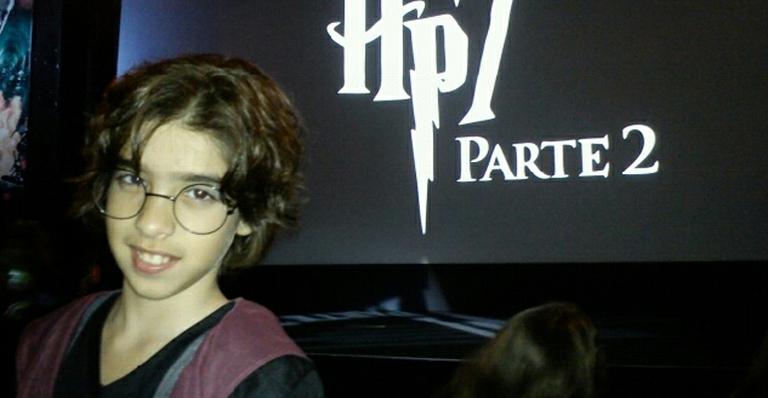 Matheus Costa se veste de Harry Potter