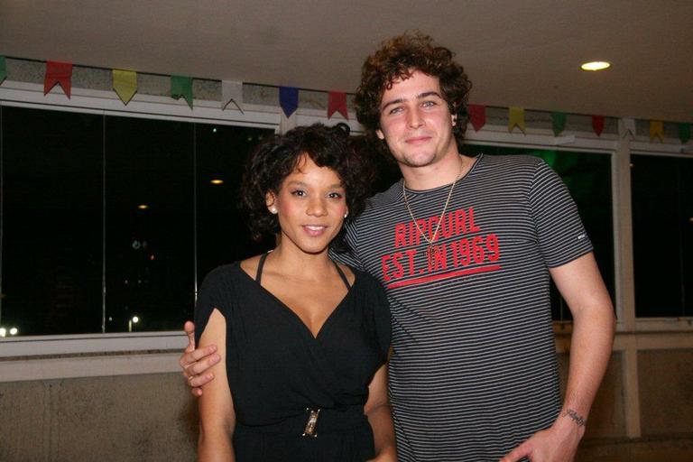 Dylon e Aparecida curtem show no Rio
