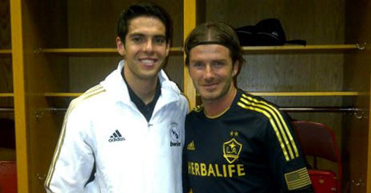 Kaká posa com David Beckham