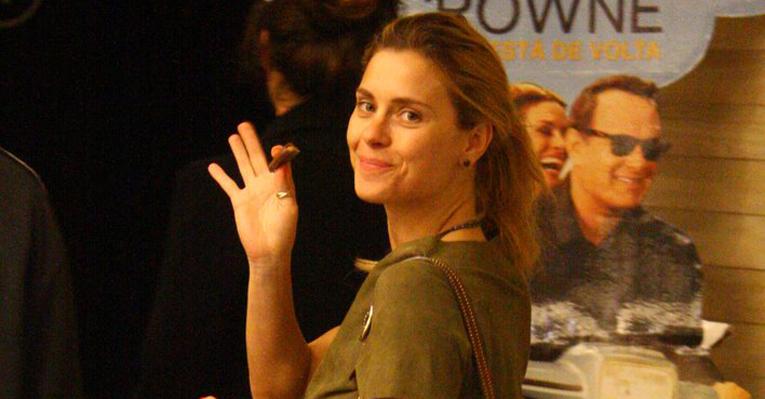 Com amigos, Dieckmann assiste ‘Cilada.com’