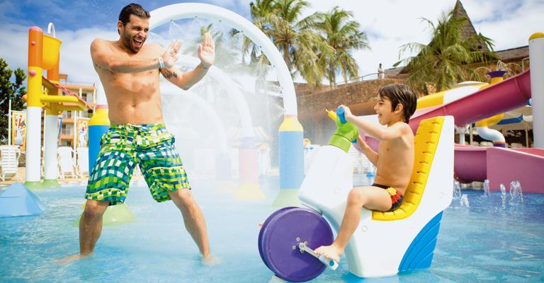 Henri Castelli e Lucas em sintonia