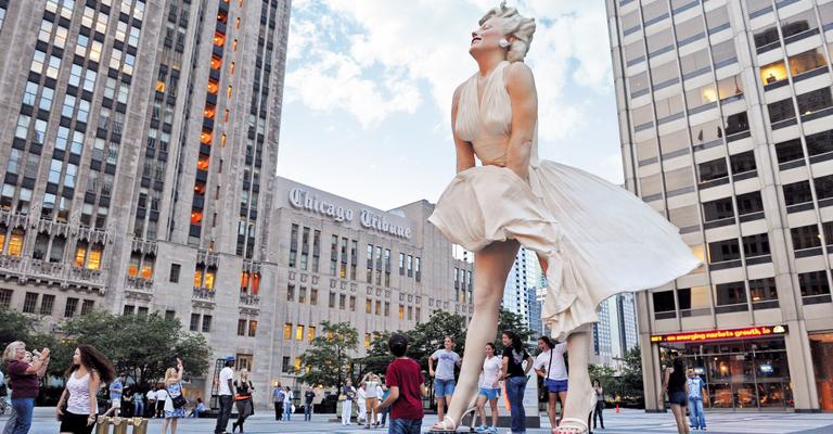 A icônica Marilyn Monroe ganha estátua em Chicago