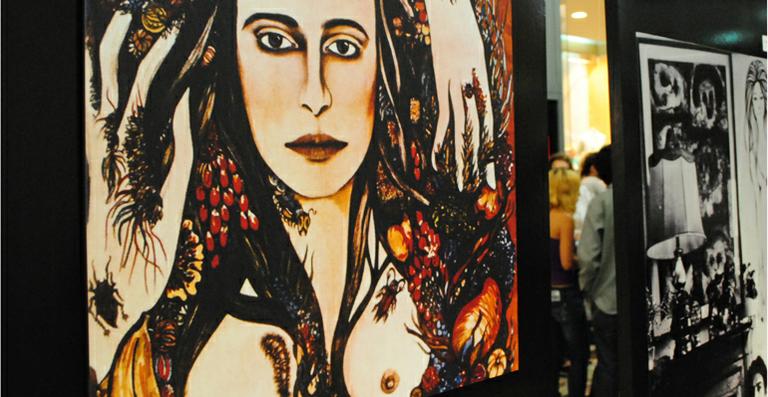 Capa censurada de Bethânia em exposição