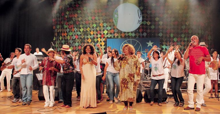 Margareth Menezes e Jackson Costa pela paz