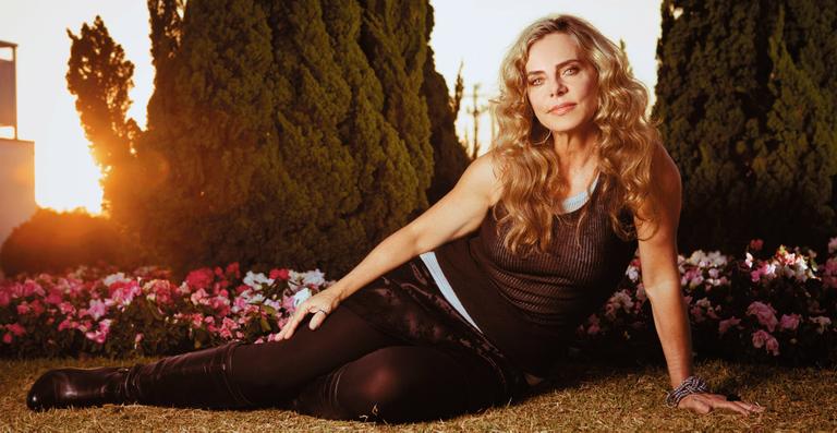 Plenitude de Bruna Lombardi no amor e na carreira