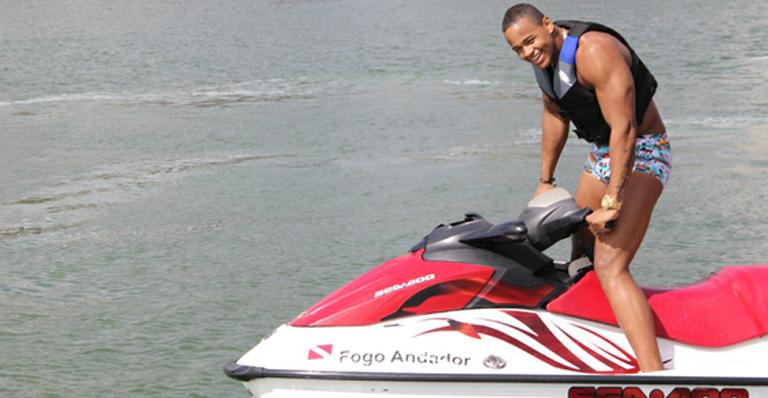 Léo Santana passeia em Salvador