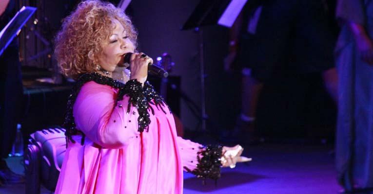 Alcione divide o palco para gravar DVD