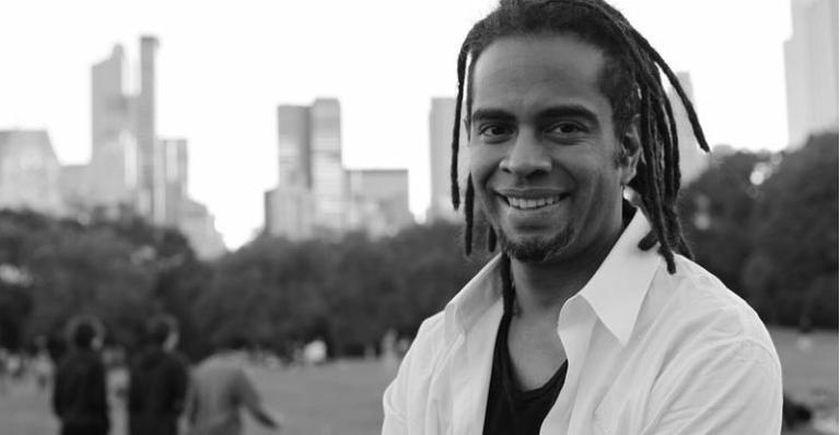 Jair Oliveira: música para o Dia dos Pais