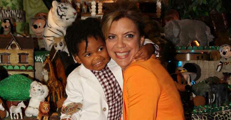 Astrid celebra os 3 anos do filho Gabriel