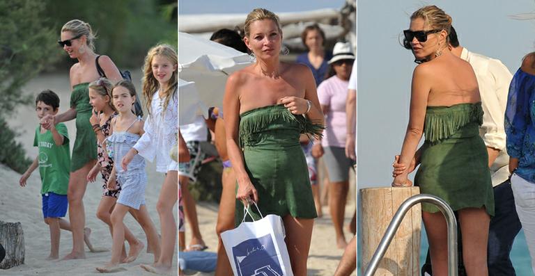 Kate Moss aproveita praia com a filha