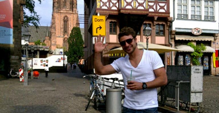 Cássio Reis passeia em Frankfurt