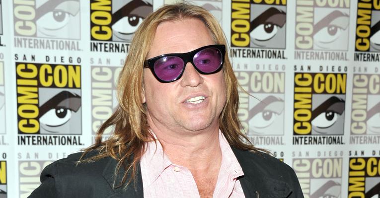 Val Kilmer deve pensão alimentícia