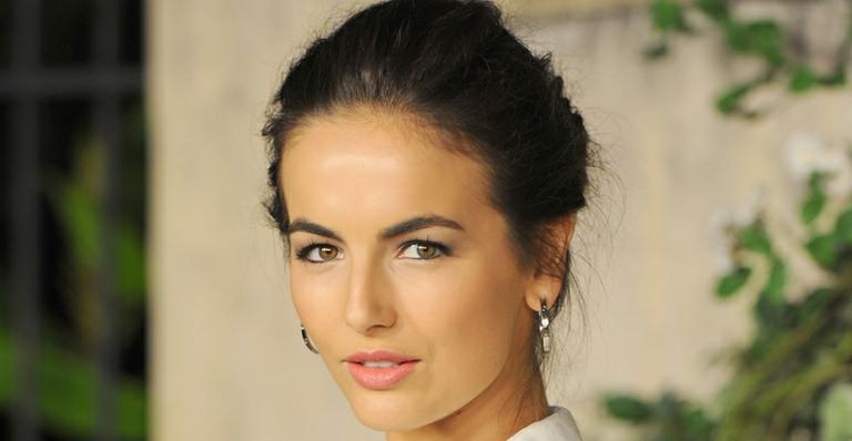 Camilla Belle vai ao show de Ivete