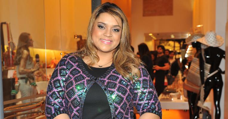 Preta prestigia Carol Dieckmann em SP