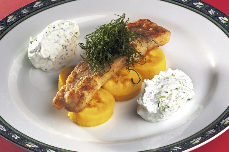Cozinha Gourmet: Tambaqui com banana e chantilly