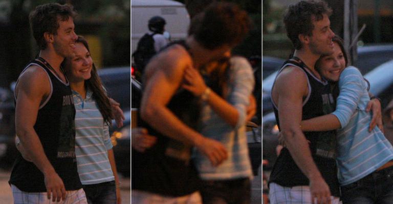 Kayky Brito em clima de romance no Rio