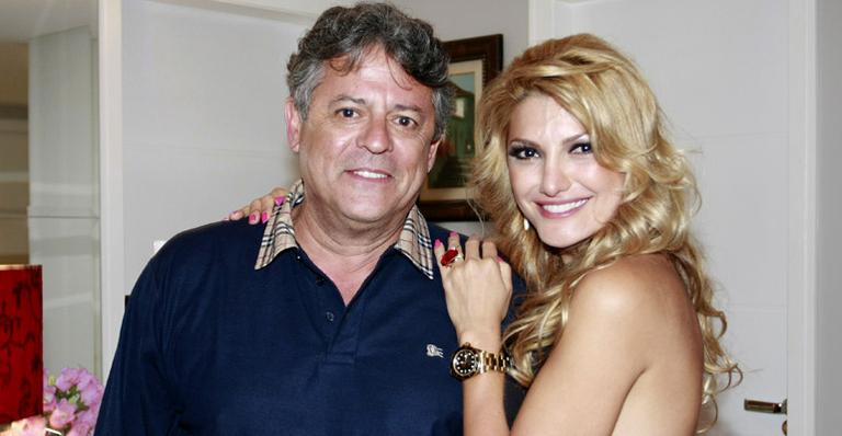 Marcos Paulo ingere alimentos sólidos