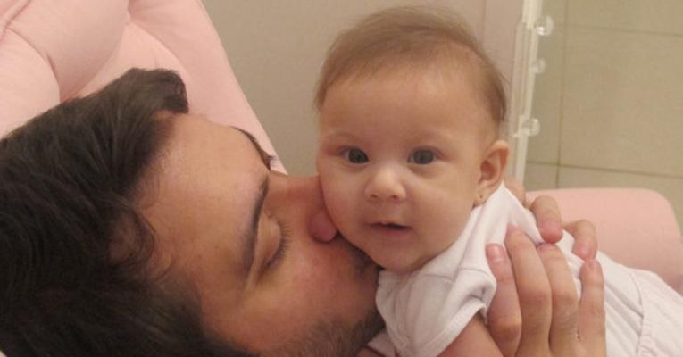 Max Porto em seu primeiro Dia dos Pais
