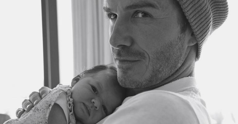 David Beckham: feliz por alimentar Harper