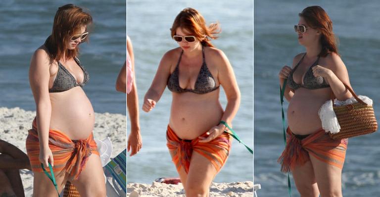 Carolinie: barrigão de 6 meses na praia