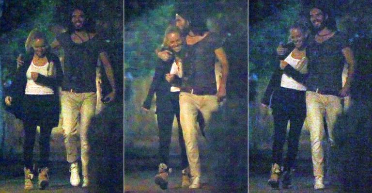 Marido de Katy Perry com loira misteriosa