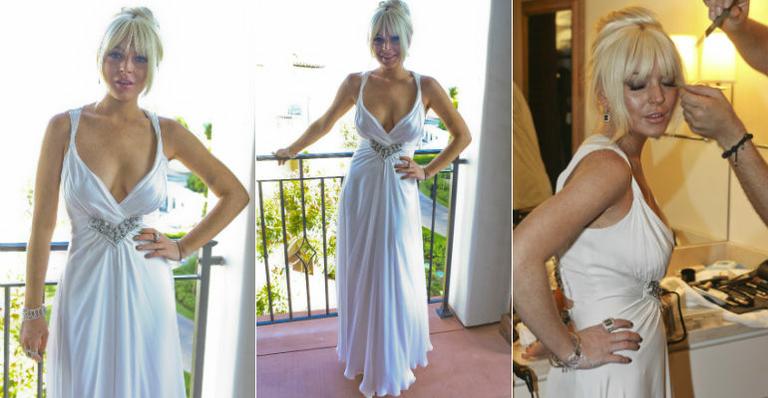 Lindsay Lohan vai de branco a casamento