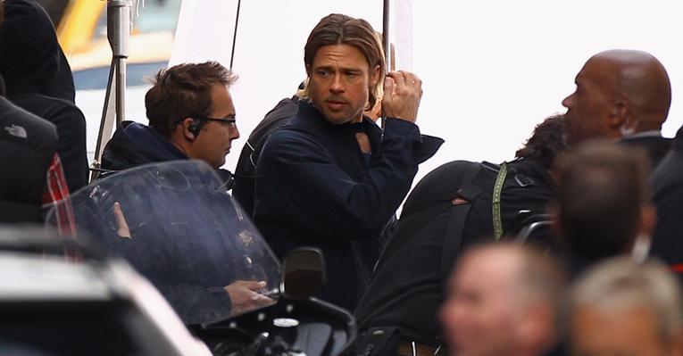 Brad Pitt salva mulher em set de filmagem