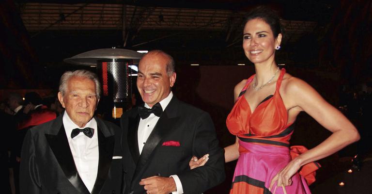 Poder e glamour de Luciana Gimenez