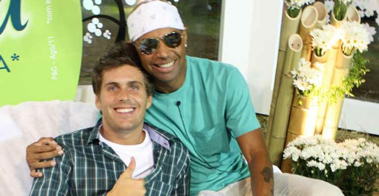 Thiago e Dinei: aliança em ‘A Fazenda’