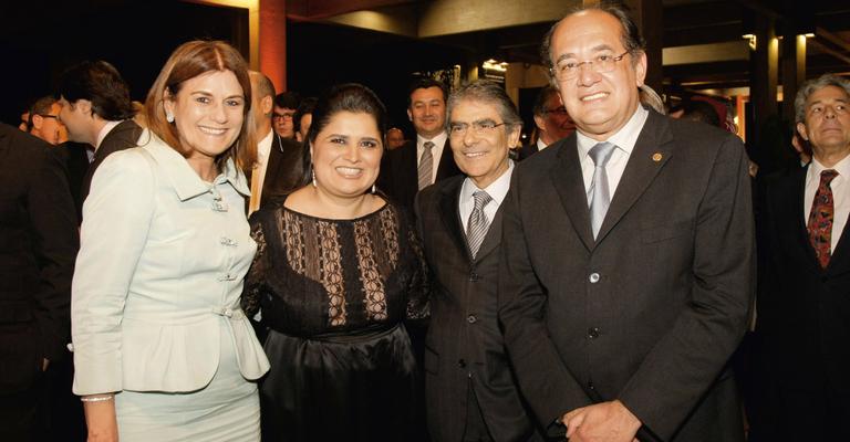 Os ministros do STF