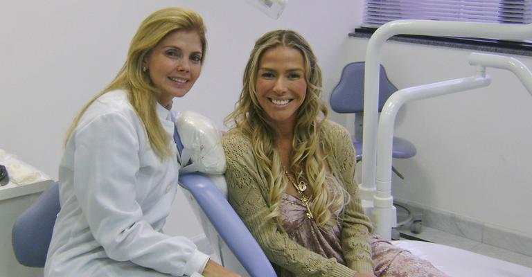 Janaina Jacobina cuida do sorriso em SP