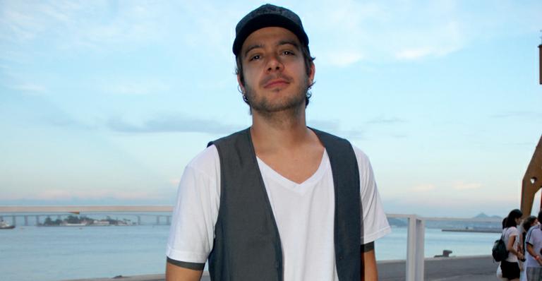 Max Porto vira apresentador de TV